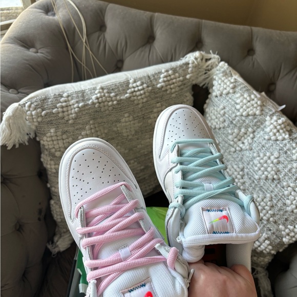 New in Box Nike SB Dunk Low Pro Be True size 9.5 Mens - Picture 6 of 9